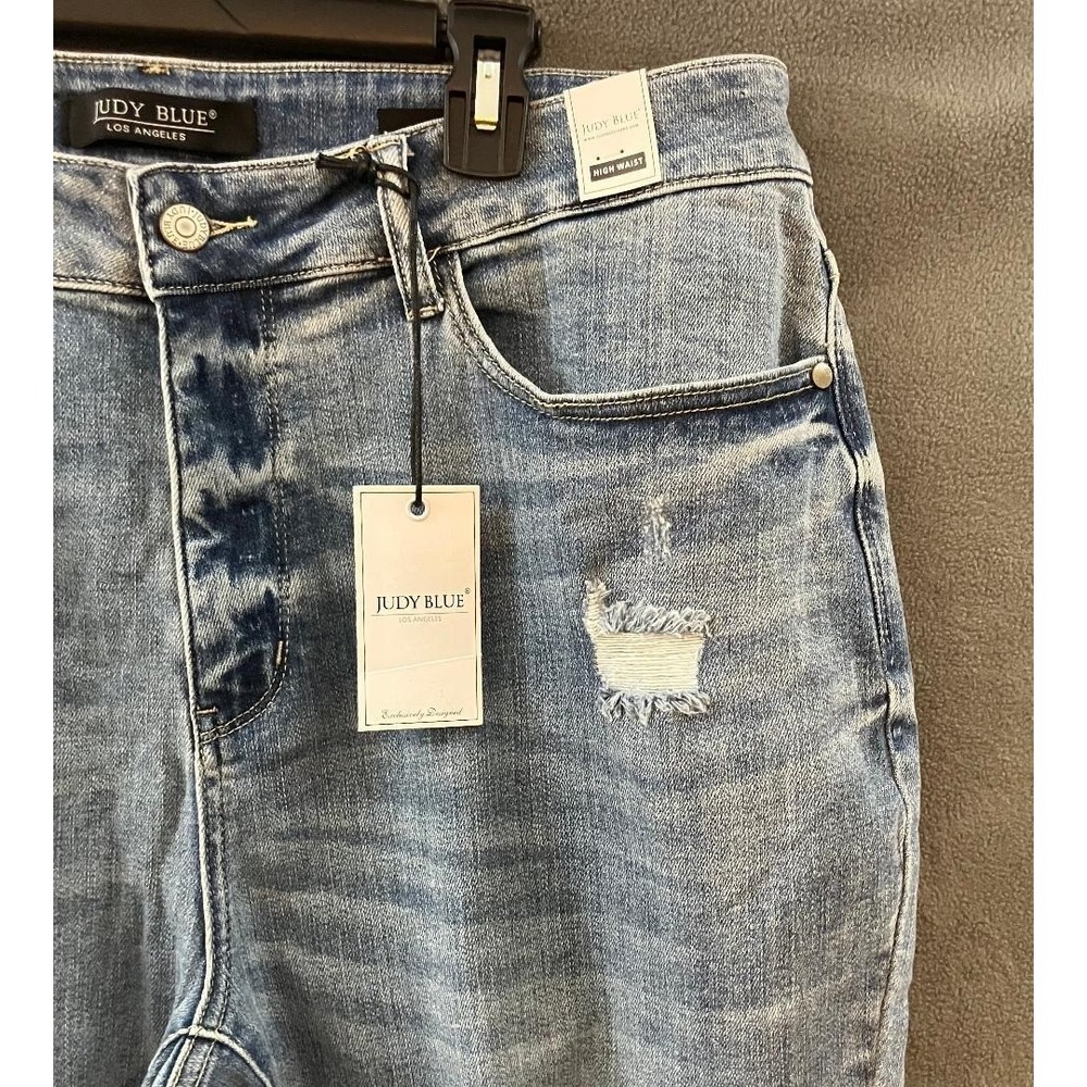 NWT Judy Blue Womens High Waist Distressed Skinny Jeans Light Blue Plus Size 20W - Picture 4 of 10